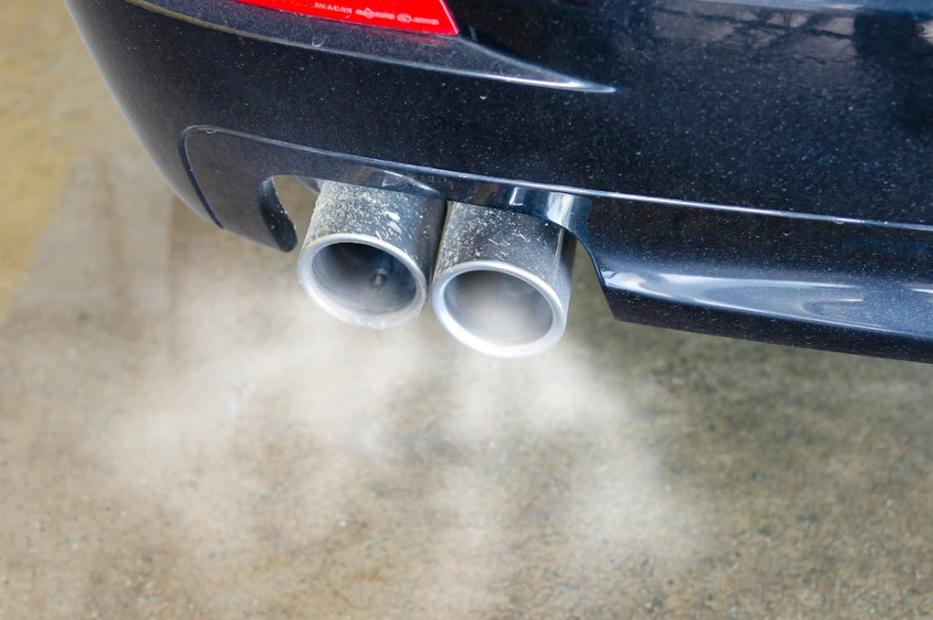 White Smoke Coming From the Exhaust: Causes and How to Fix It